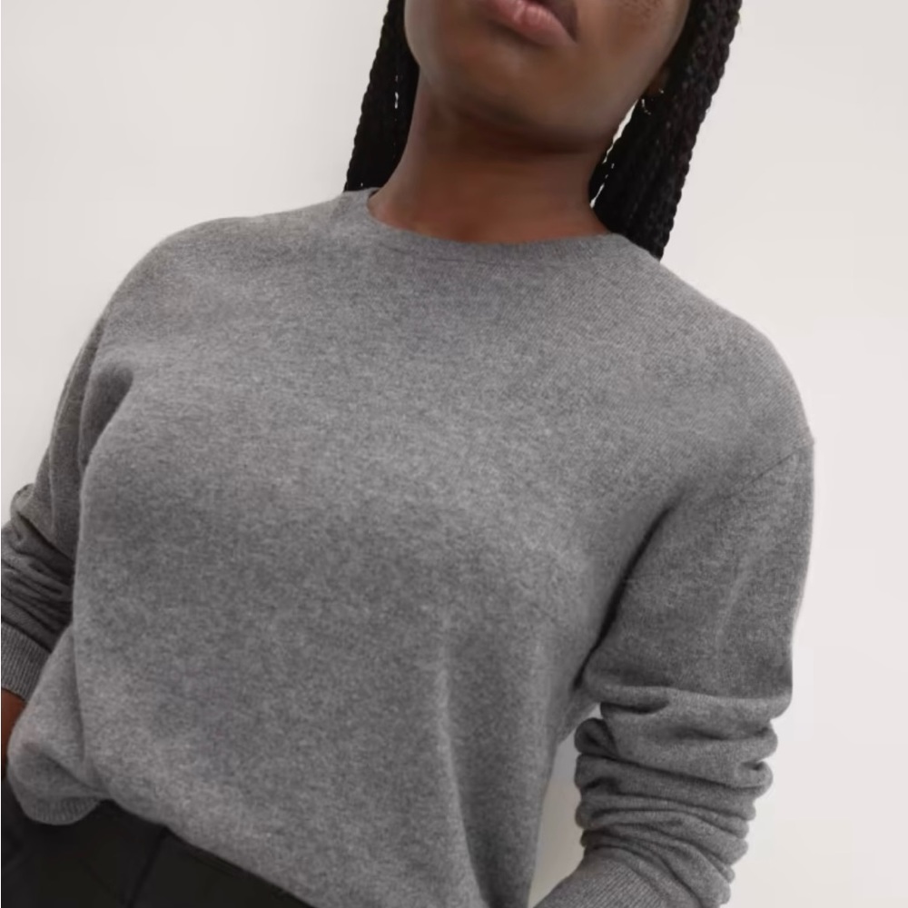 Everlane cashmere classic crew sweater